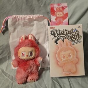 Big into Energy Pendant "LOVE"  Confirmed